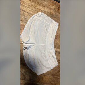 White lululemon shorts